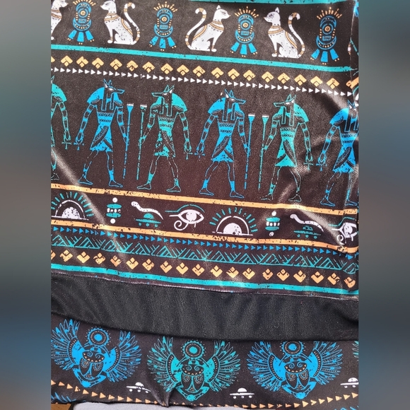 Blackmilk Ancient Egypt Velvet Maxi Jacket, BNWT, Size L - Picture 6 of 8